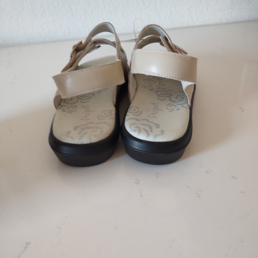 Propet Women's Cream Sandals - Picture 5 of 7